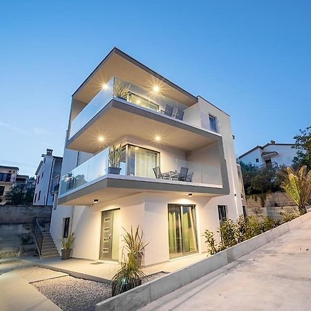 ראבץ Villa Apartments Lela מראה חיצוני תמונה