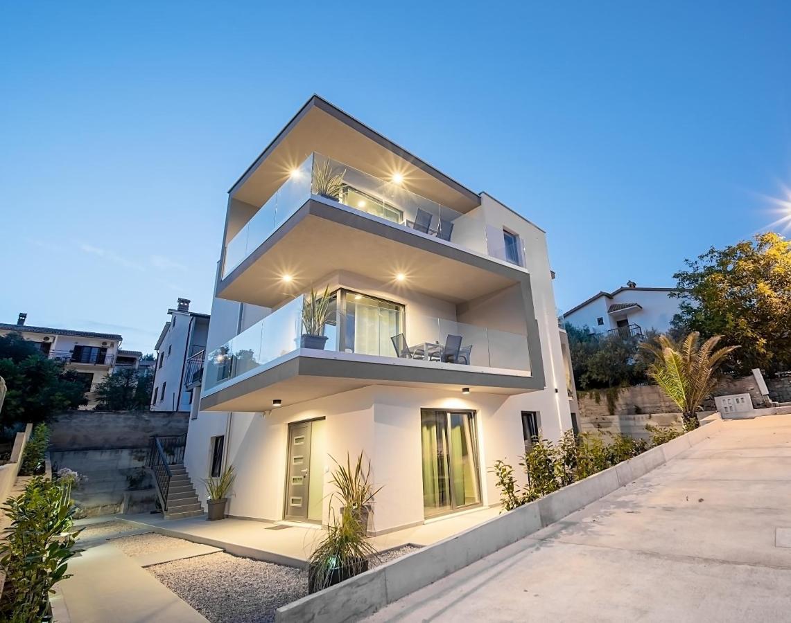 ראבץ Villa Apartments Lela מראה חיצוני תמונה