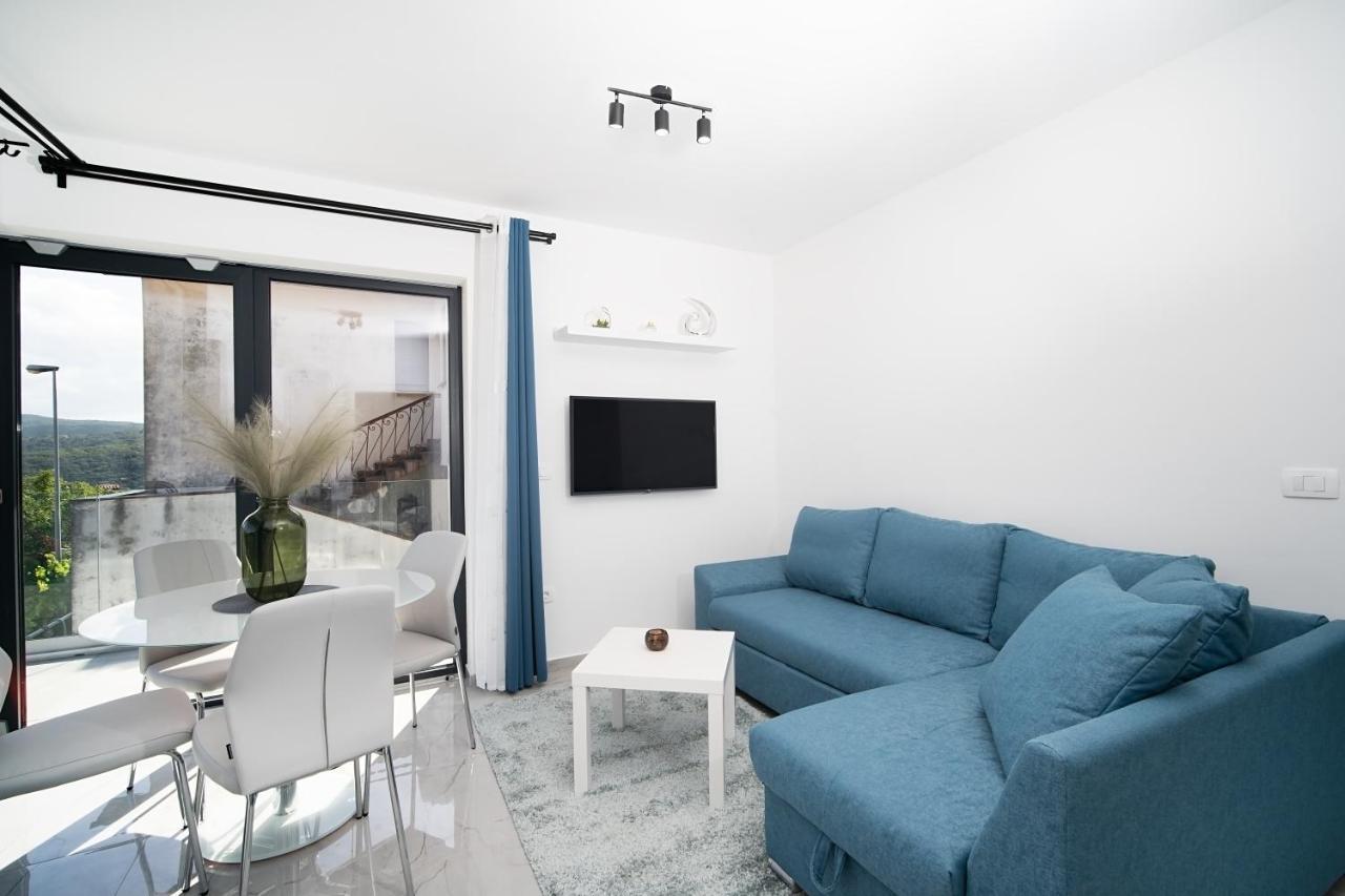 ראבץ Villa Apartments Lela מראה חיצוני תמונה