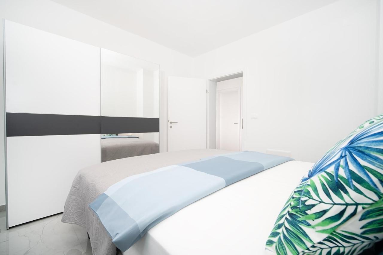 ראבץ Villa Apartments Lela מראה חיצוני תמונה