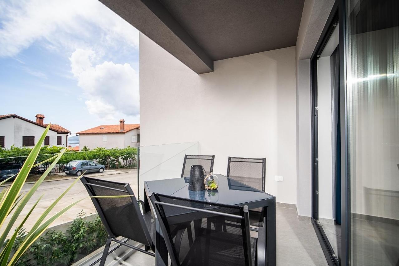 ראבץ Villa Apartments Lela מראה חיצוני תמונה