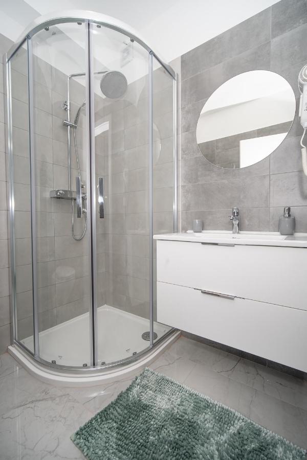 ראבץ Villa Apartments Lela מראה חיצוני תמונה