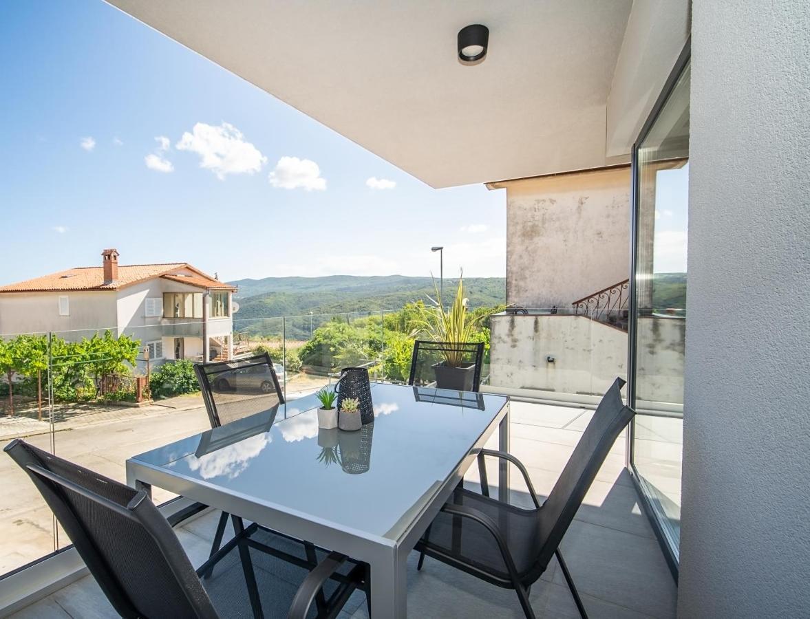 ראבץ Villa Apartments Lela מראה חיצוני תמונה